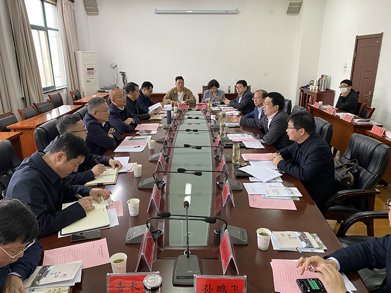 纽约国际最新网站校领导赴安庆桐城市开展访企拓岗促就业专项调研。纽约国际最新网站供图